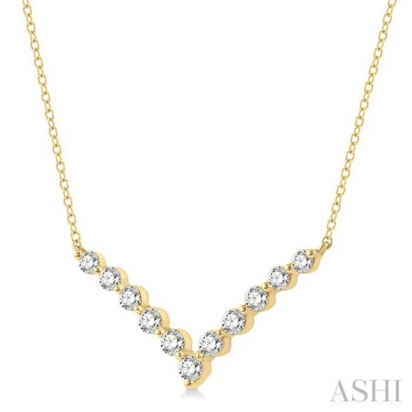 1 2 Ctw Chevron Round Cut Diamond Necklace in 14K Yellow Gold Online now